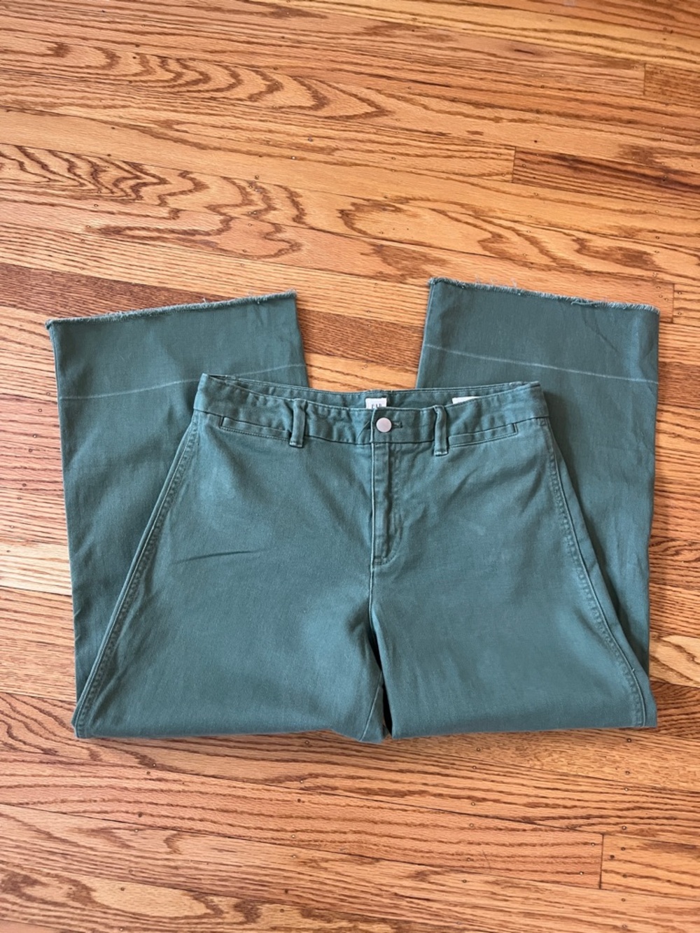 GAP Olive Green Cropped Raw Hem Pants High Rise Straight Leg 6R